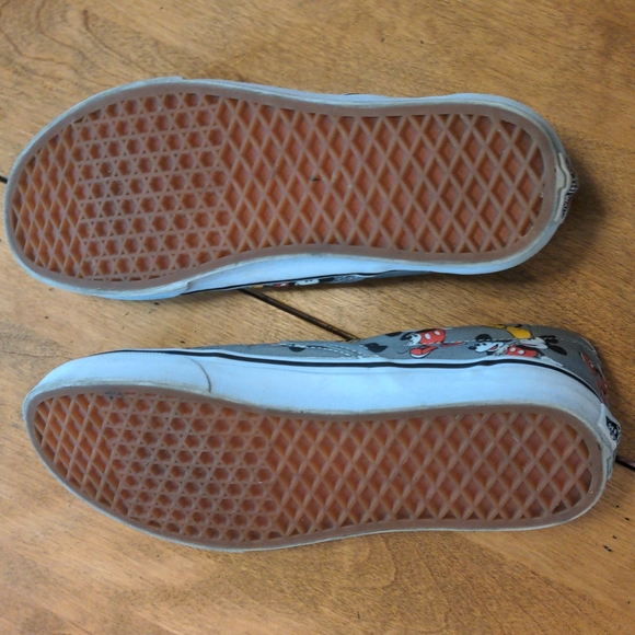 Vans Disney slip on mickey mouse shoes - Picture 5 of 6
